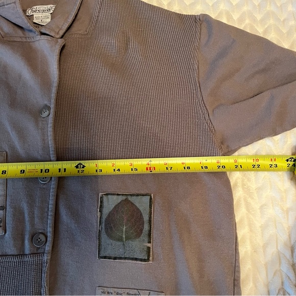 Onque Casual Women's Gray Jacket with Floral Patches - Picture 8 of 11